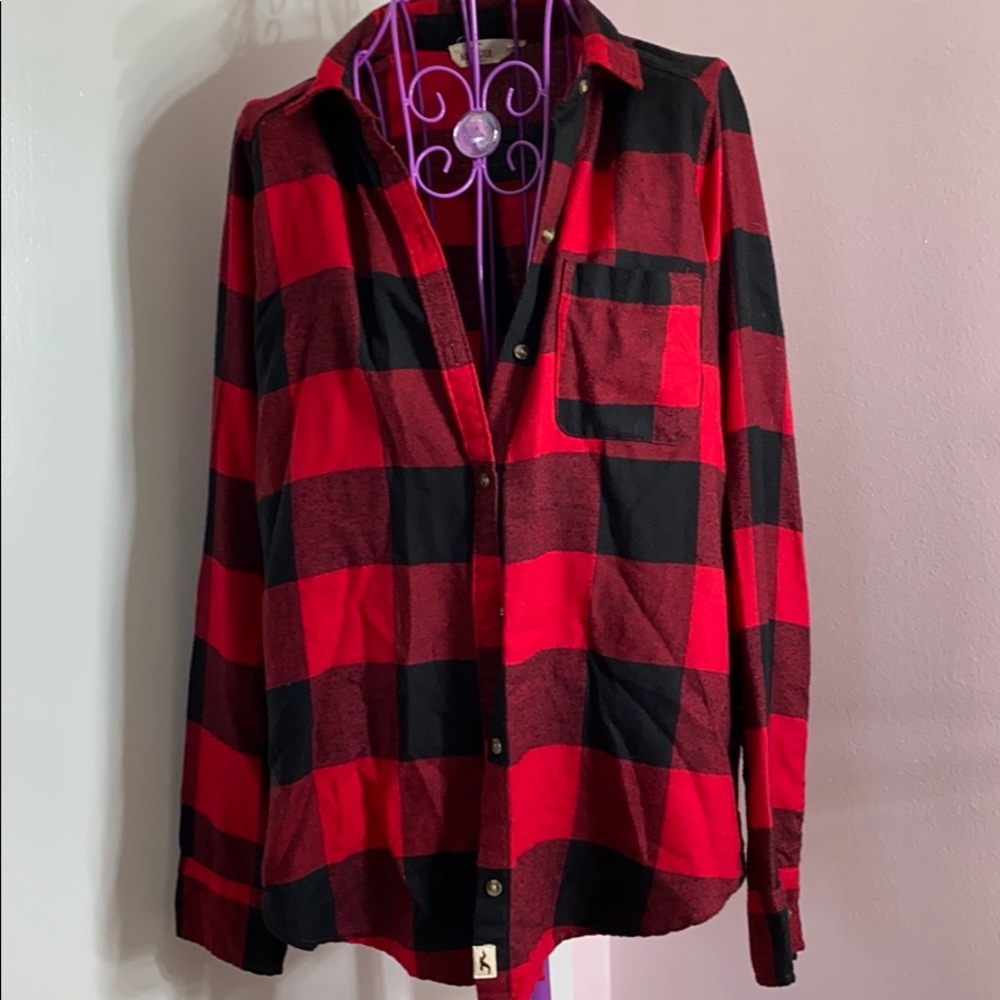 ✨Red and Black Plaid Flannel✨